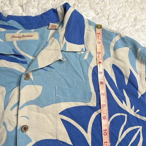 Tommy Bahama 100% Silk Blue Hawaiian Floral Button Down TShirt Lightweight B19 - Picture 6 of 8